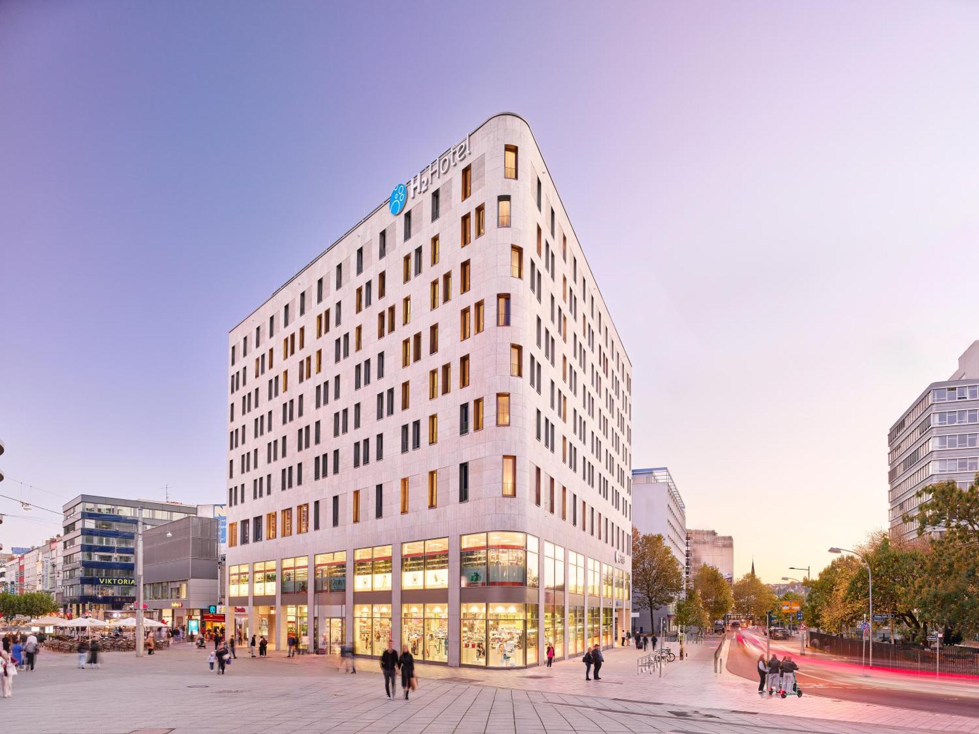 H2 Hotel Saarbruecken Exterior photo